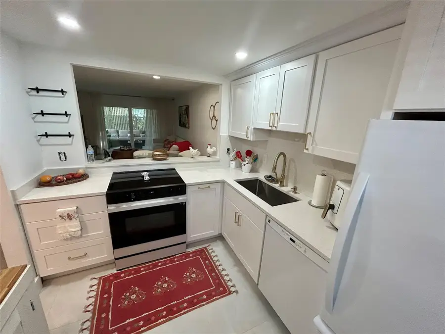 3060 Holiday Springs Boulevard #102, Margate, FL 33063 - #2