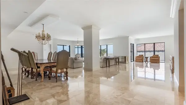 200 E Palmetto Park Road #PH5, Boca Raton, FL 33432
