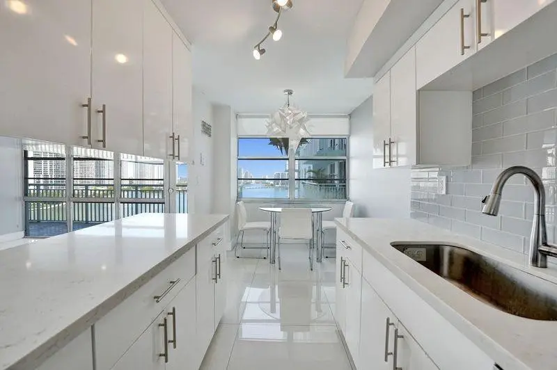 301 174th Street #1401, Sunny Isles Beach, FL 33160 - #2