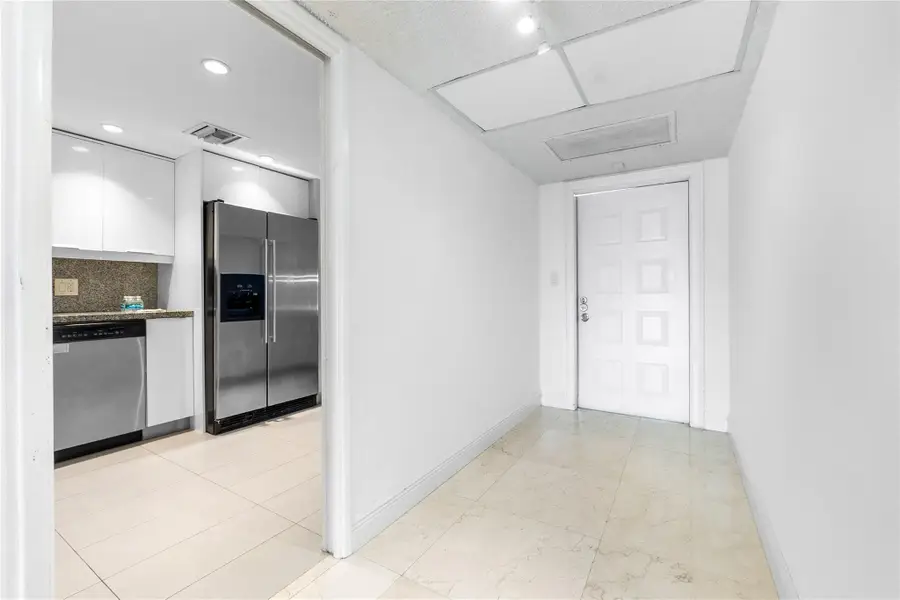 535 Oaks Drive #508, Pompano Beach, FL 33069 - #3