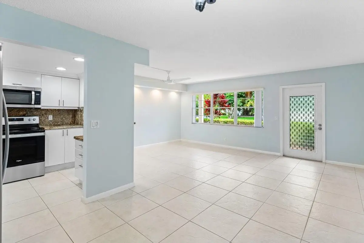 1084 Harwood F #1084, Deerfield Beach, FL 33442 - #1