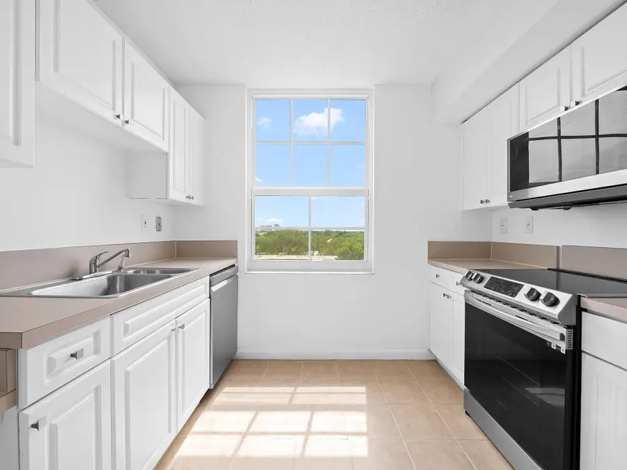 520 SE 5th Avenue #2510, Fort Lauderdale, FL 33301 - #3