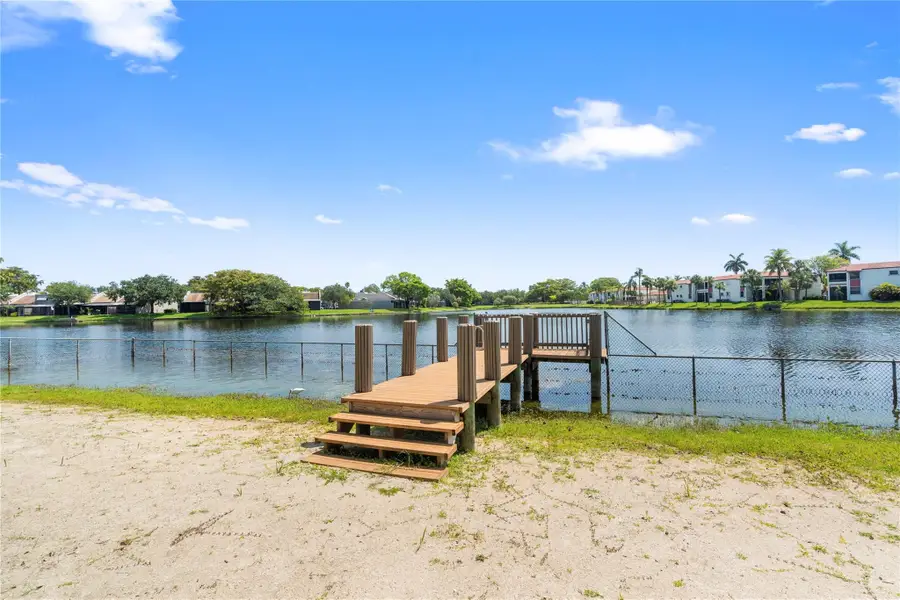 900 Colony Point Circle #511, Pembroke Pines, FL 33026 - #3