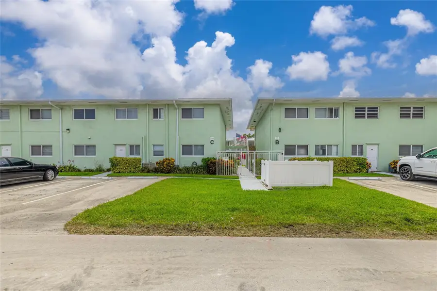 2100 NE 38th Street #216, Lighthouse Point, FL 33064 - #2