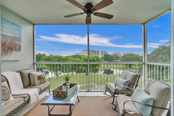 2940 N Course Drive #511, Pompano Beach, FL 33069