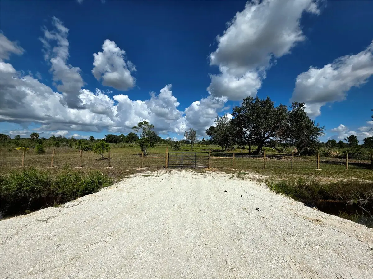 17019 NW 296th Street, Okeechobee, FL 34972 - #1