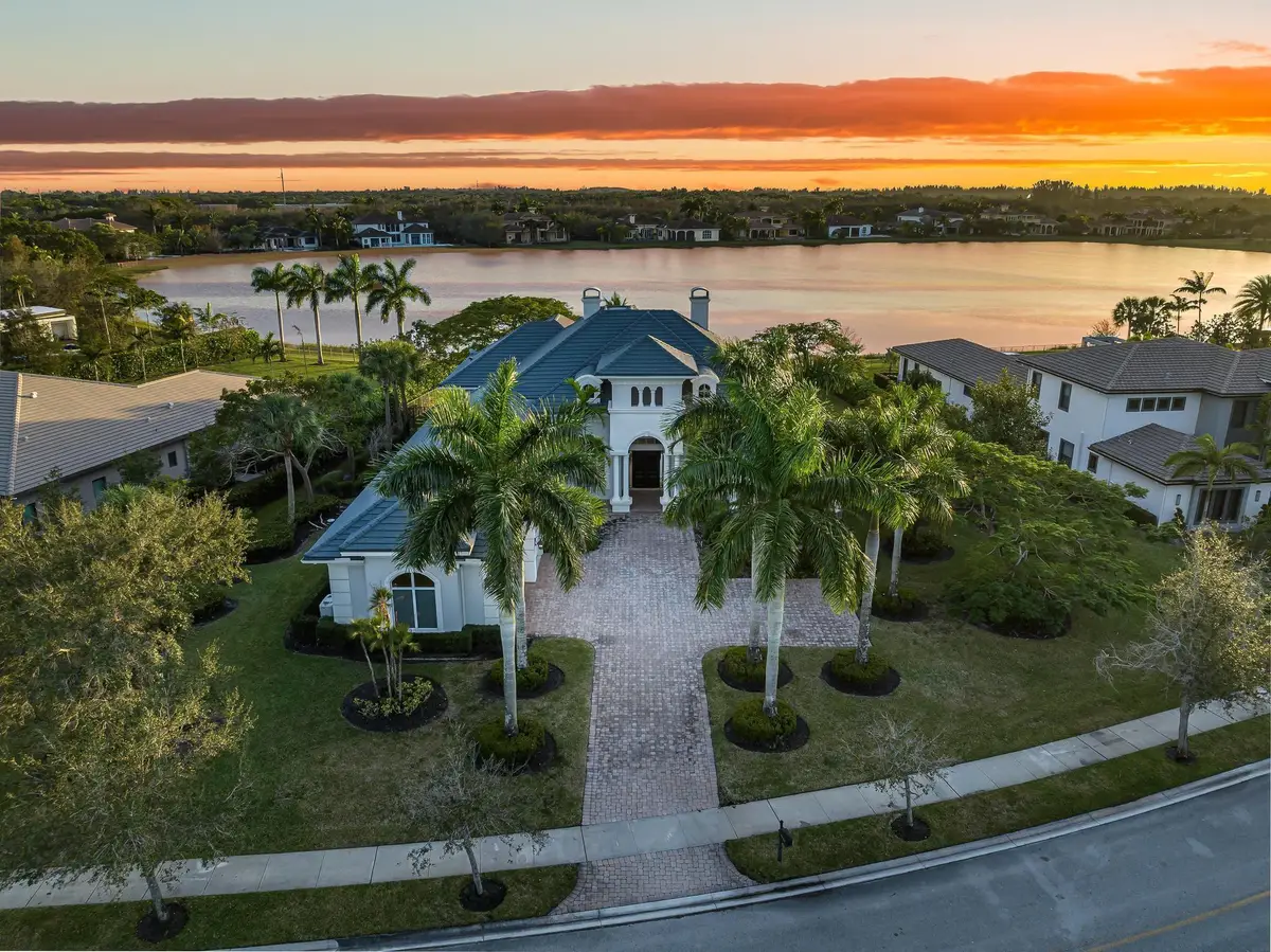 3111 Lake Ridge Lane, Weston, FL 33332 - #1
