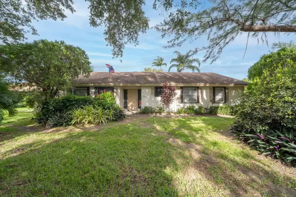 2259 Nova Village Drive, Davie, FL 33317