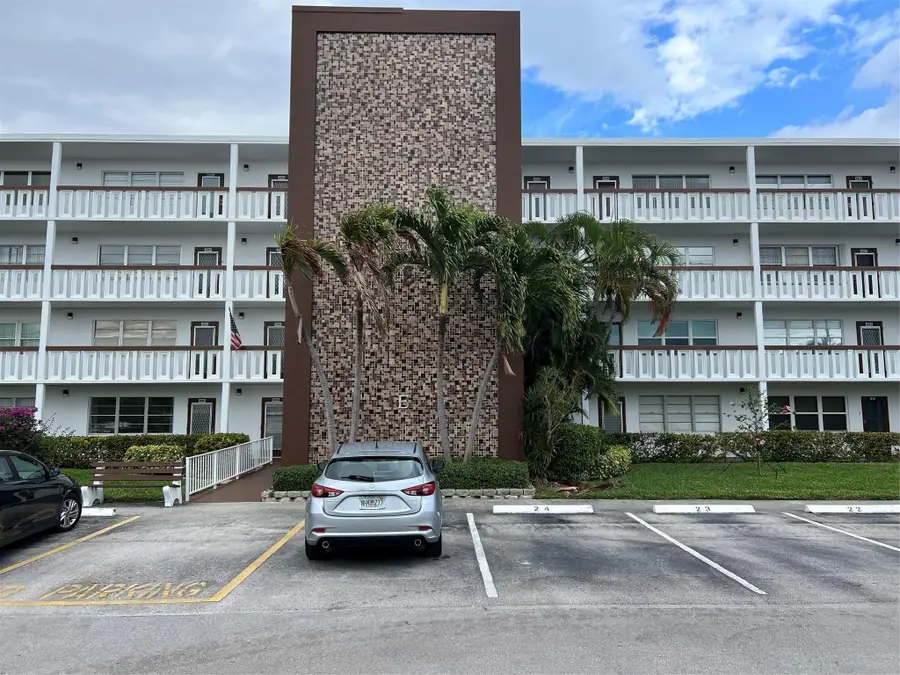 4053 Harwood E #4053, Deerfield Beach, FL 33442 - #2