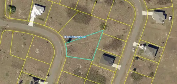 9050 Green Circle, ,, FL 33935