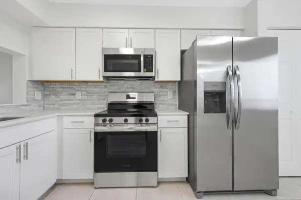 2200 S Cypress Bend Drive #805, Pompano Beach, FL 33069