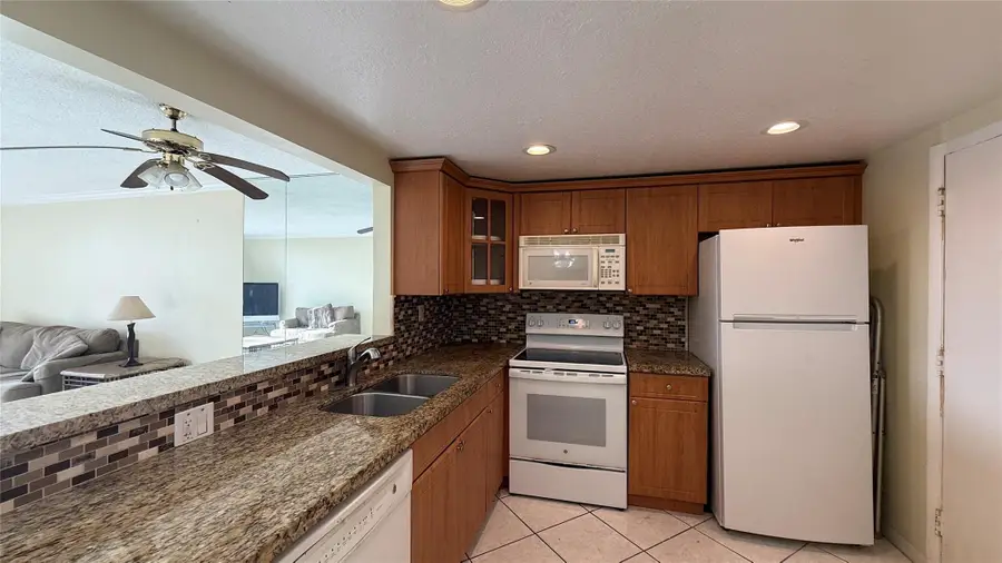 406 NW 68th Avenue #310, Plantation, FL 33317 - #2