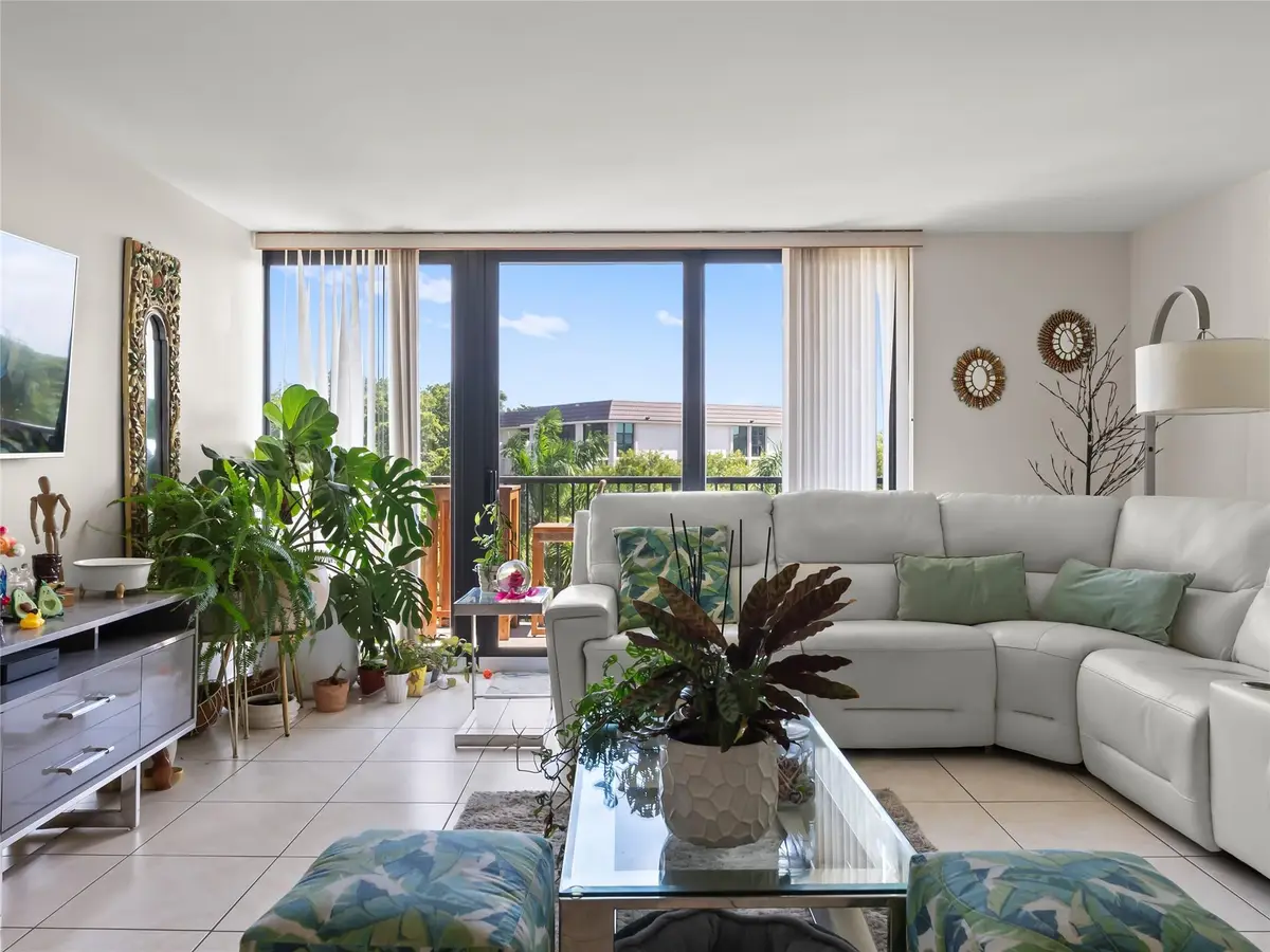 1301 River Reach Drive #515, Fort Lauderdale, FL 33315 - #1