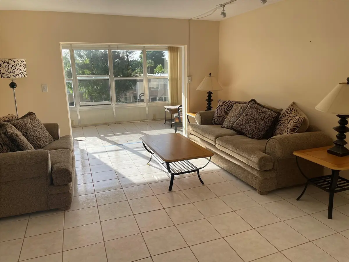 1025 Country Club Drive #301, Margate, FL 33063 - #1