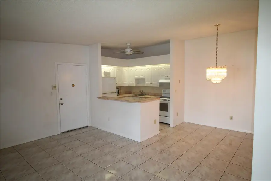 9728 S Belfort Circle #206, Tamarac, FL 33321 - #3