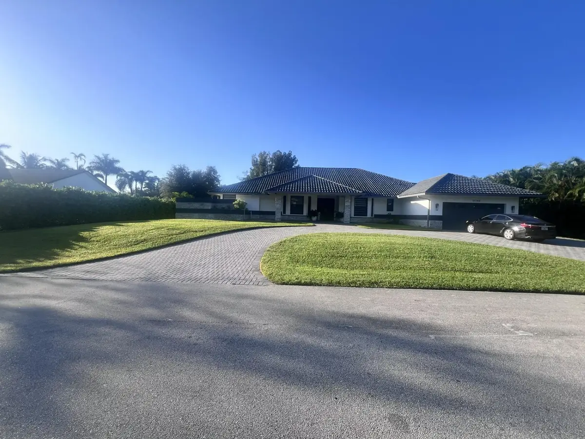 11740 Hermitage Drive, Plantation, FL 33325 - #1