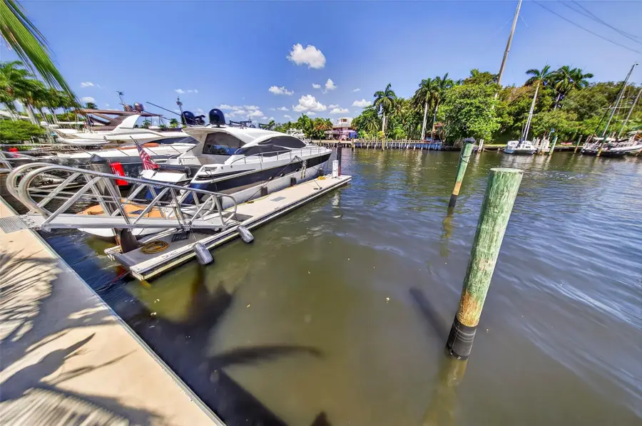 621 SW 5 Place, Fort Lauderdale, FL 33315 - #3