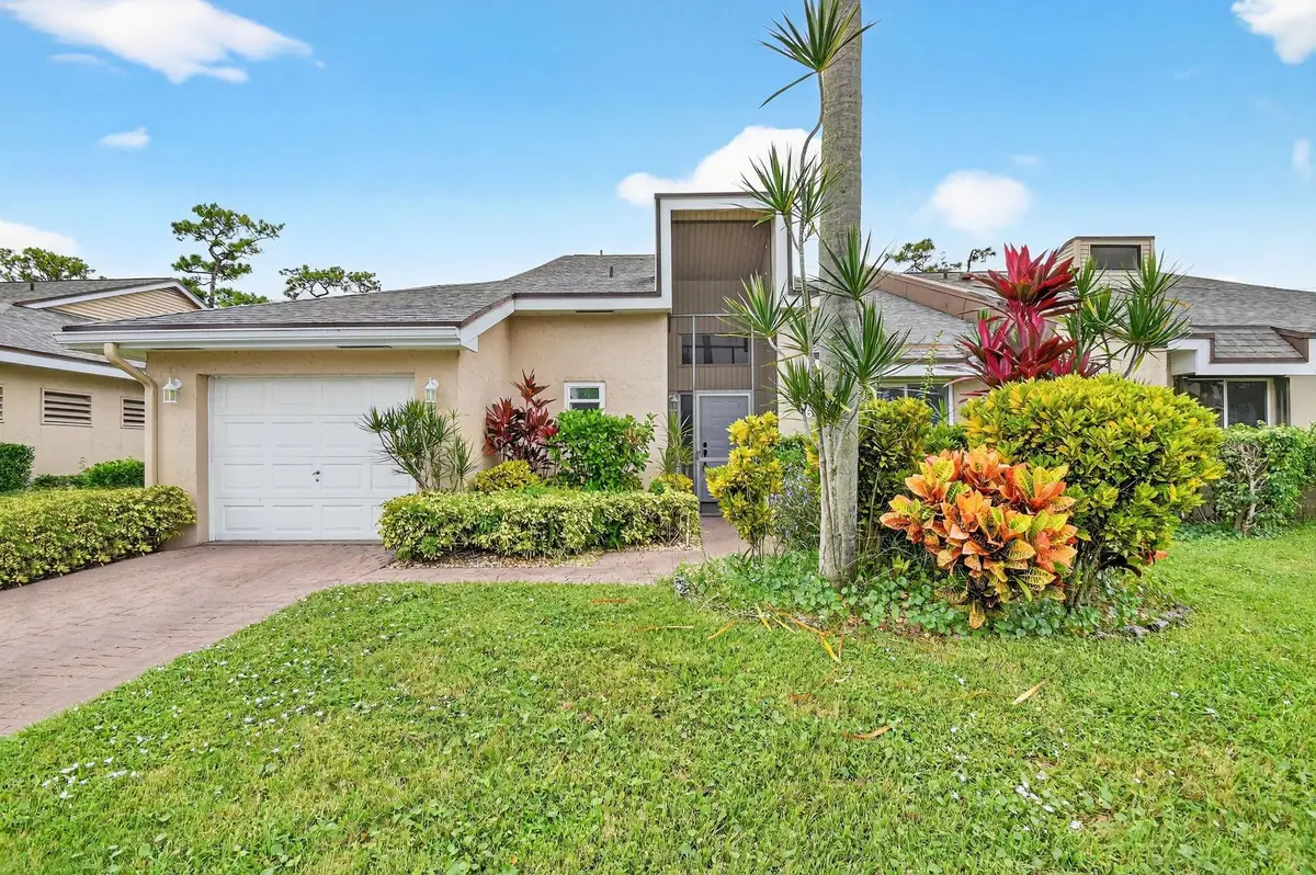 6869 Fountains Circle #6869, Lake Worth, FL 33467 - #1