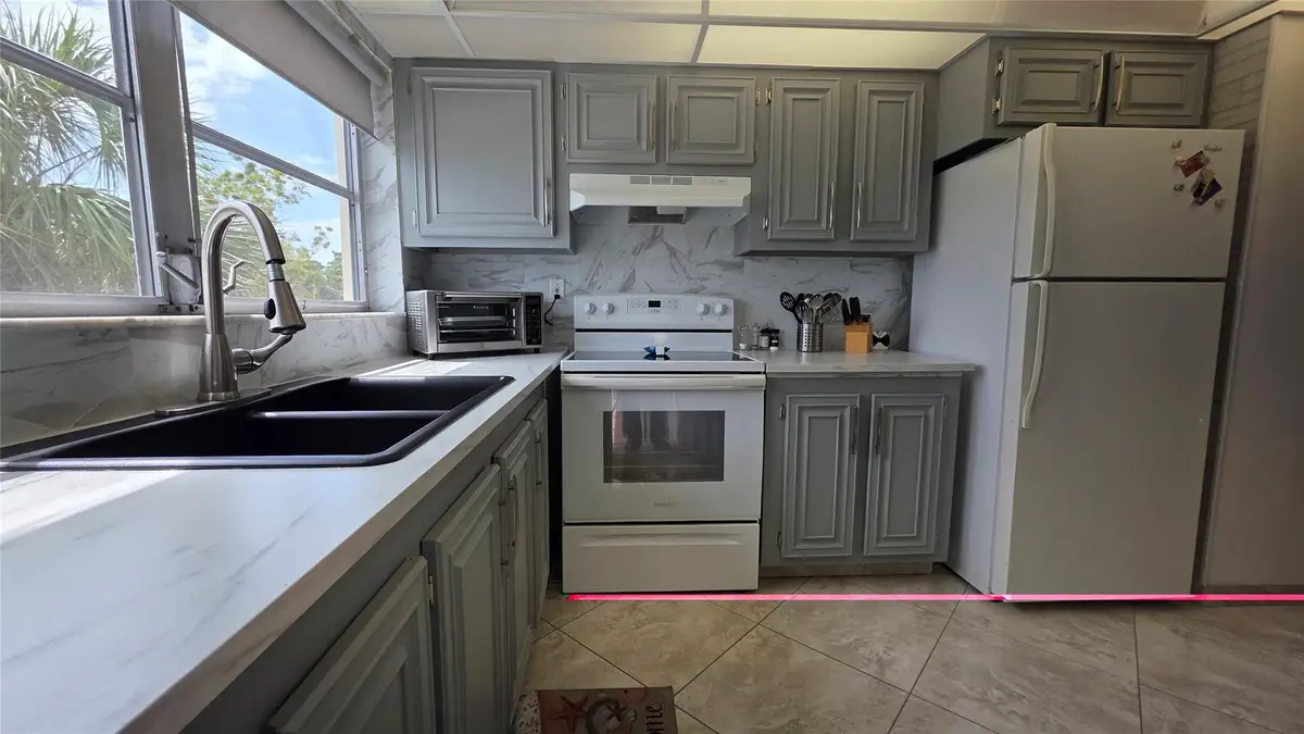 4047 NW 16th Street #302, Fort Lauderdale, FL 33313 - #1