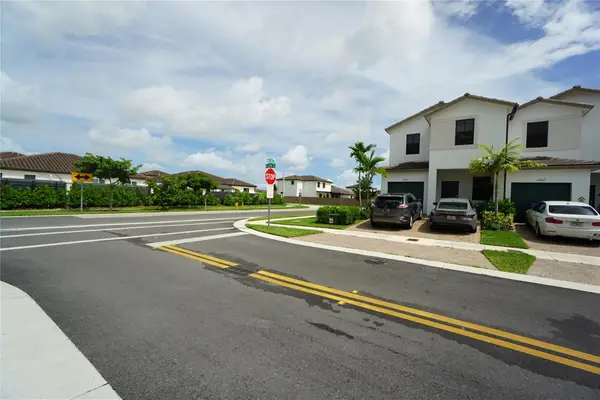 23010 SW 128th Place #23010, Miami, FL 33170