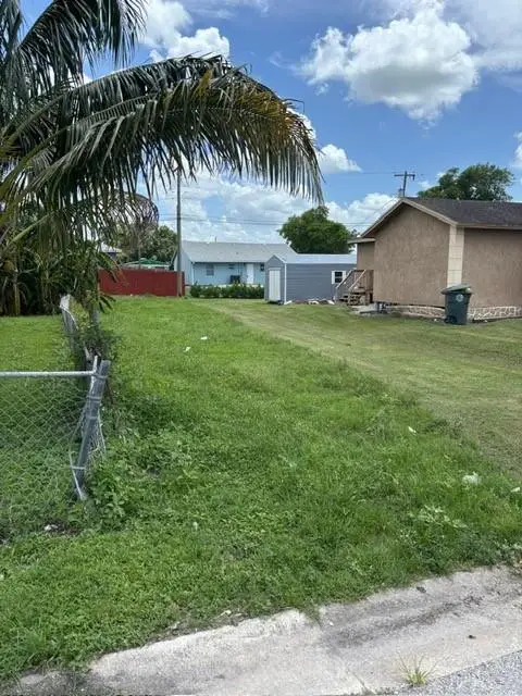 525 SW 9th Street, Belle Glade, FL 33430 - #3