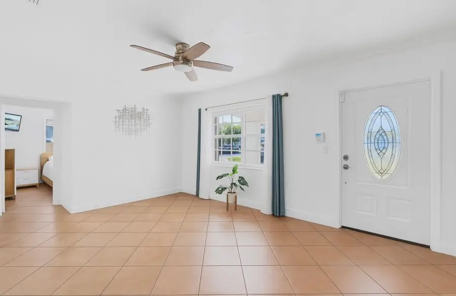 31 Miami Gardens Road, West Park, FL 33023 - #3