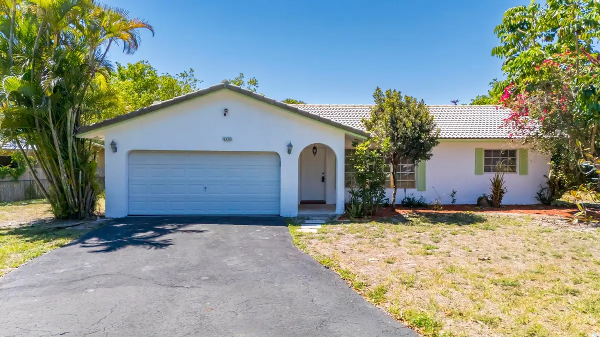 4250 NW 107th Avenue, Coral Springs, FL 33065 - #1