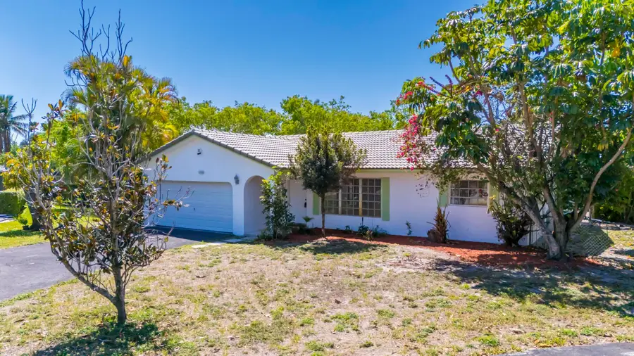 4250 NW 107th Avenue, Coral Springs, FL 33065 - #2