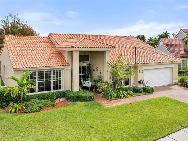 1011 NW 193rd Avenue, Pembroke Pines, FL 33029