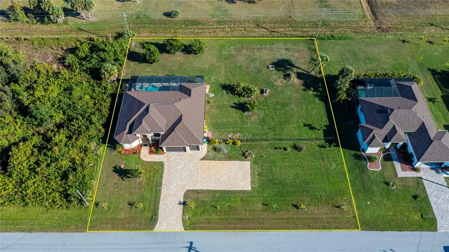 105 Hardee Way, Grove City Rotonda, FL 33947 - #3