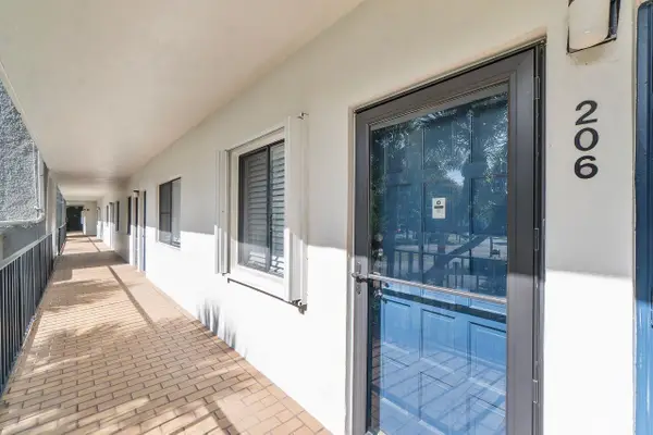 4832 Esedra Court #Apt 206, Lake Worth, FL 33467