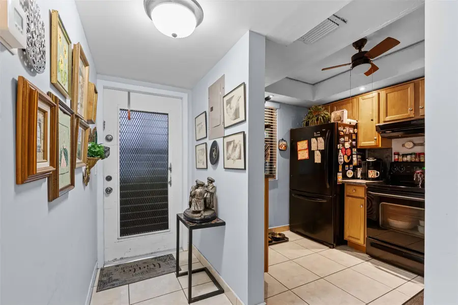 10402 Sunrise Lakes Boulevard #104, Sunrise, FL 33322 - #3