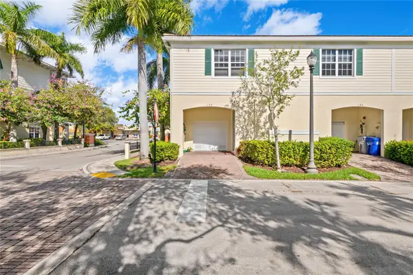 197 SW 6th Place #197, Pompano Beach, FL 33060