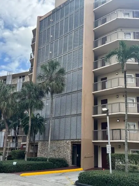 3301 N Country Club Drive #506, Aventura, FL 33180 - #2