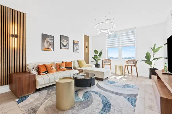 511 SE 5th Avenue #1709, Fort Lauderdale, FL 33301
