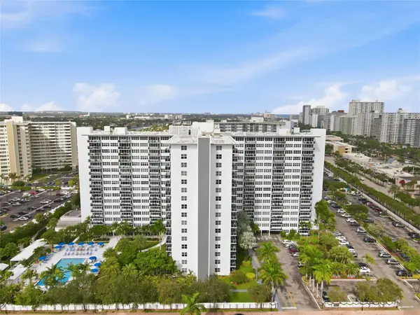 3333 NE 34th Street #1011, Fort Lauderdale, FL 33308