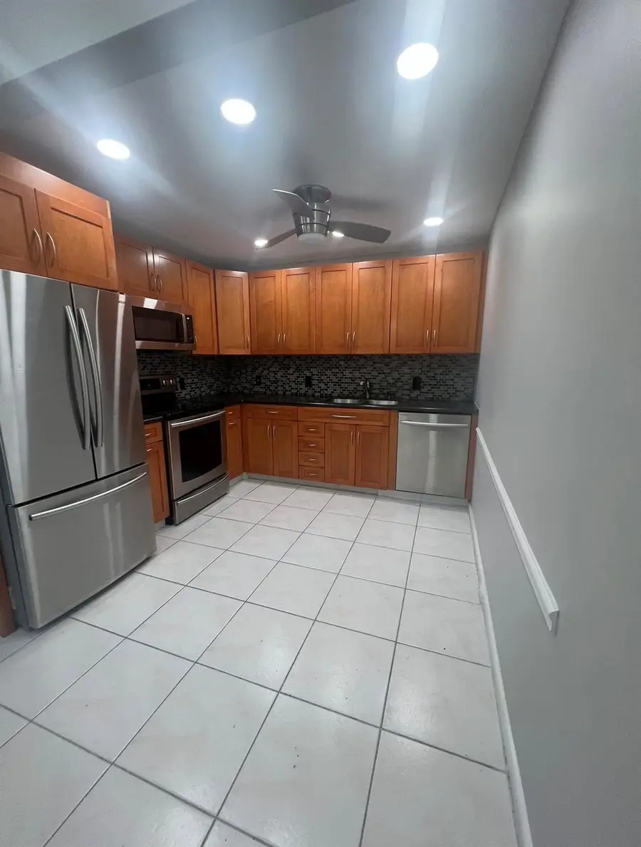 3050 Wolverton C #3050, Boca Raton, FL 33434 - #2
