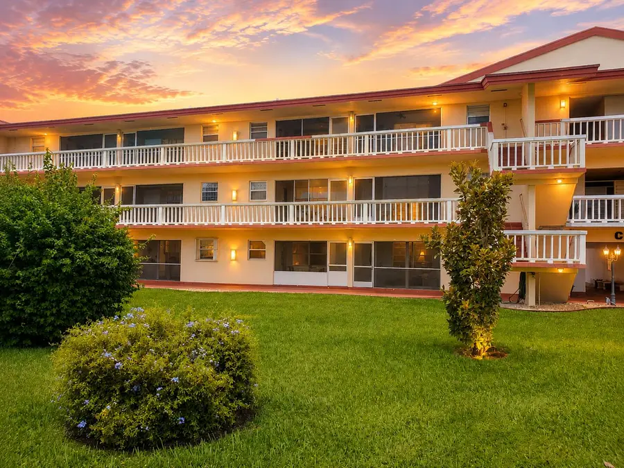 5300 Washington Street #114C, Hollywood, FL 33021 - #2