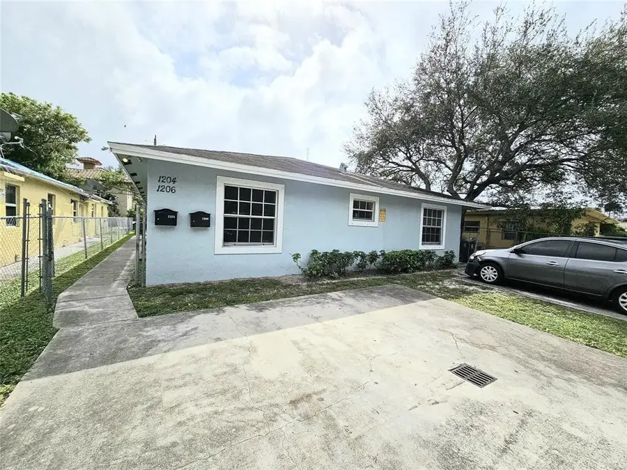 1204 NW 3rd Street, Fort Lauderdale, FL 33311 - #3