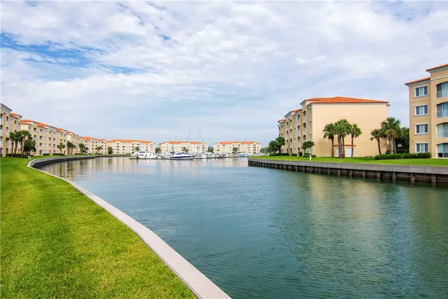 19 Harbour Isle Drive #106, Hutchinson Island, FL 34949 - #2