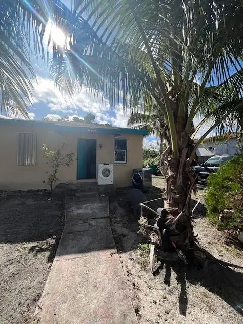 2956 NW 49th Street, Miami, FL 33142