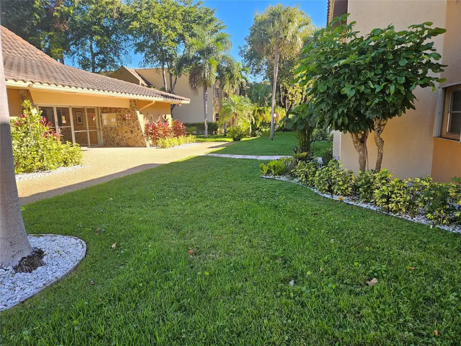 959 SE 2nd Avenue #117, Deerfield Beach, FL 33441 - #3