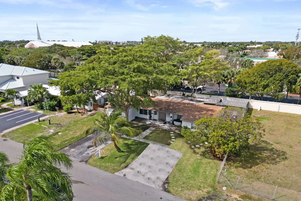 2461 NE 20th Avenue, Lighthouse Point, FL 33064 - #1