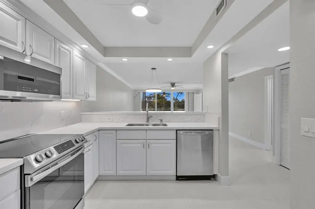 3800 Oaks Clubhouse Drive #201, Pompano Beach, FL 33069 - #1