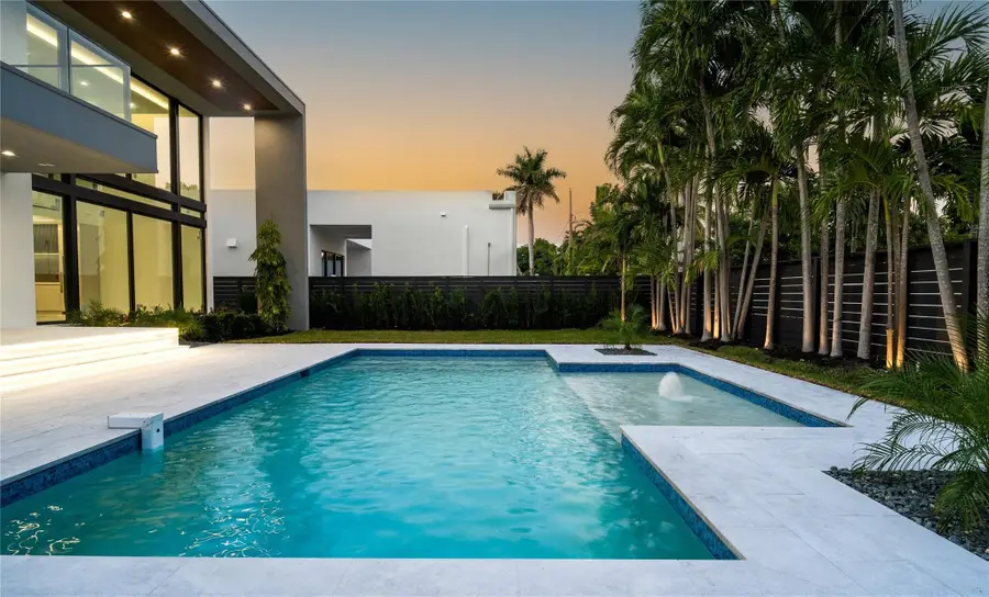 508 NE 9th Avenue, Fort Lauderdale, FL 33301 - #2