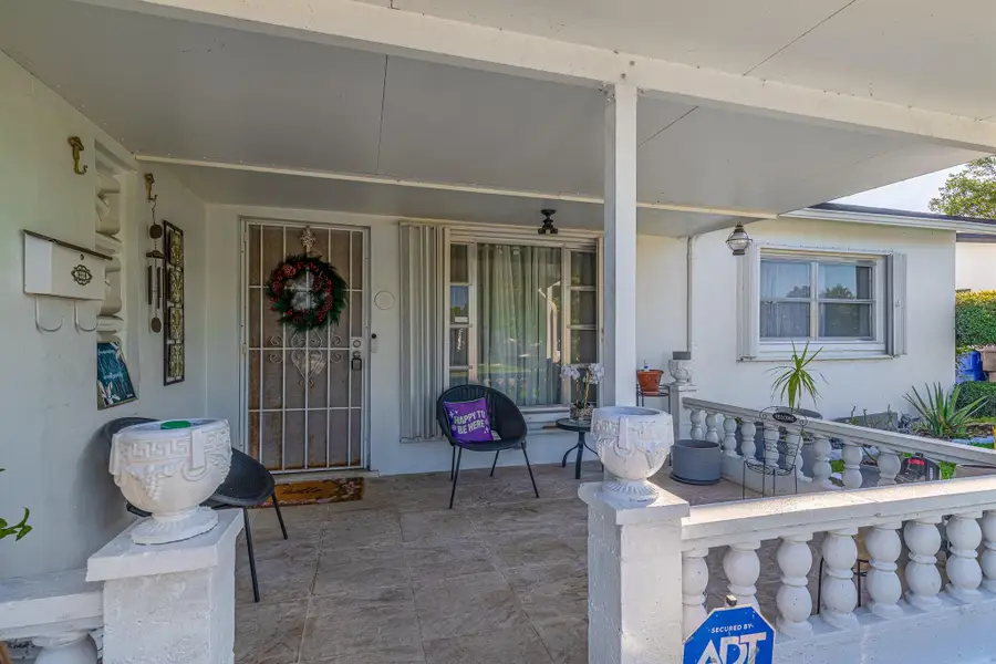 4290 NW 45th Terrace, Lauderdale Lakes, FL 33319 - #2