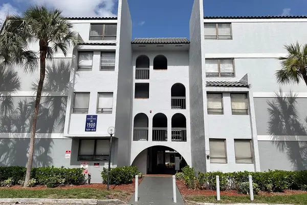 1900 N Congress Avenue #407, West Palm Beach, FL 33401