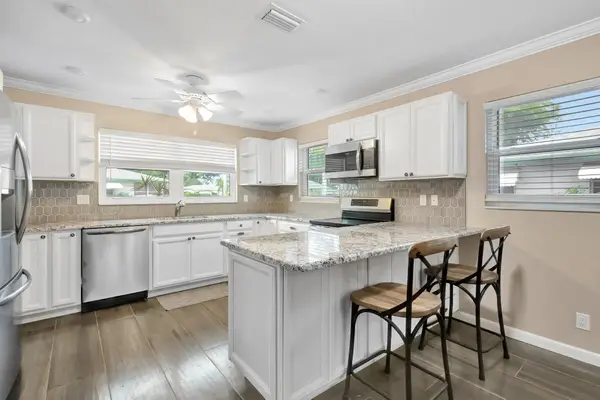 830 Meadowlark Lane #830, Delray Beach, FL 33445