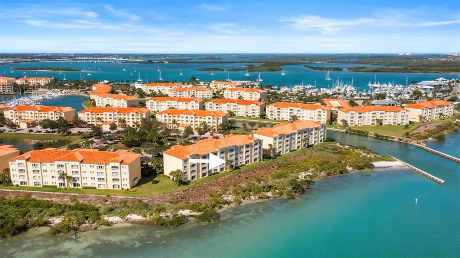 21 Harbour Isle Drive #203, Hutchinson Island, FL 34949 - #3