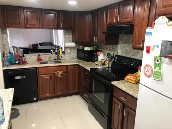 430 Commodore Drive #310, Plantation, FL 33325